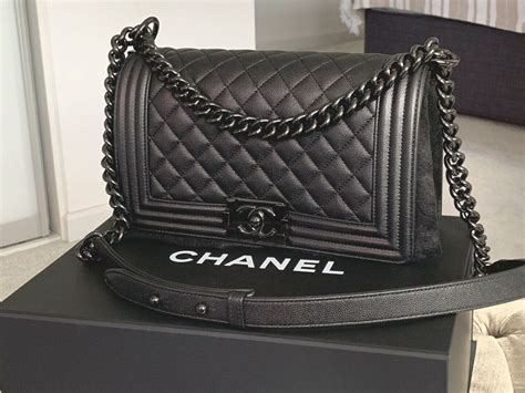 chanel boy bag old medium size|chanel small boy bag black.